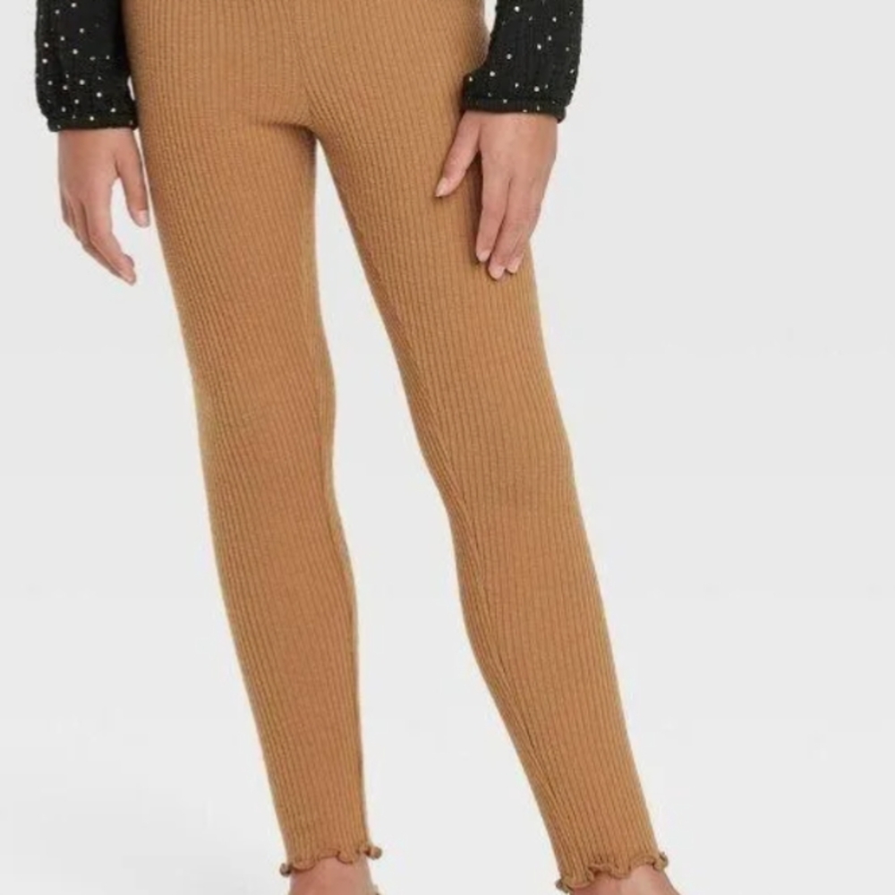 Cat & Jack Girl's Cozy Ribbed Leggings - 🐪 Color - Size Medium